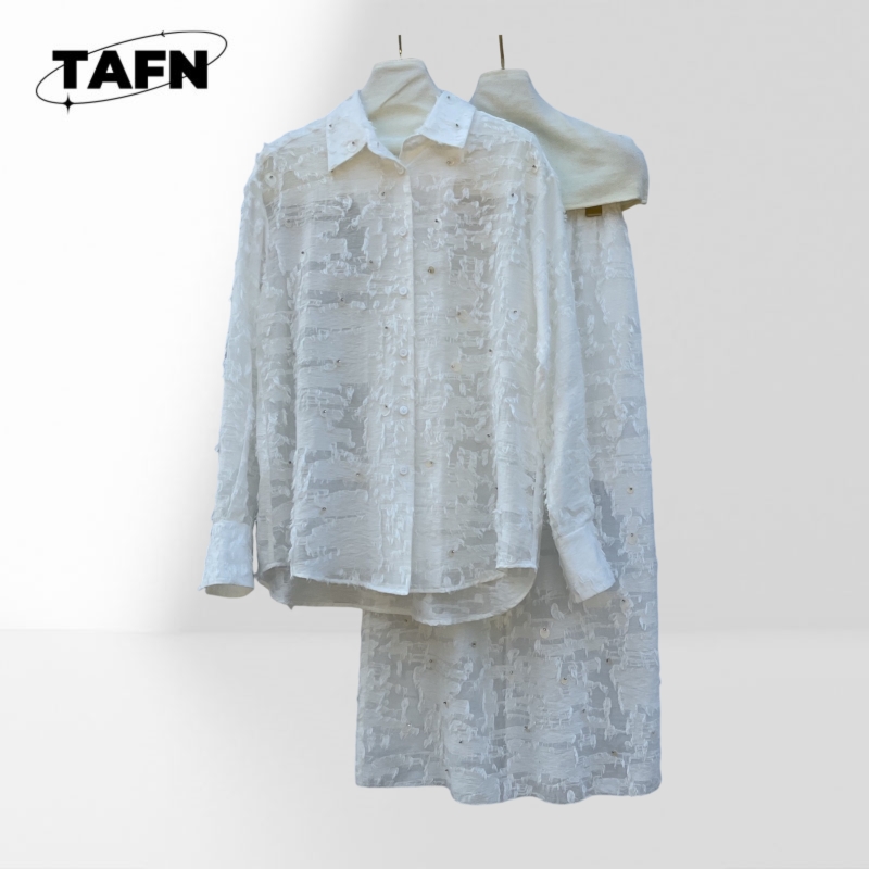 Ladies Modern Two Piece Dress  - Women Formal Wear Outfits のレビューと価格