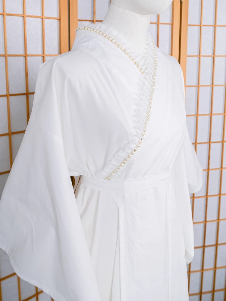 Lace-Trimmed Kimono Undergarme - Japanese Women Formal Wear のレビューと価格