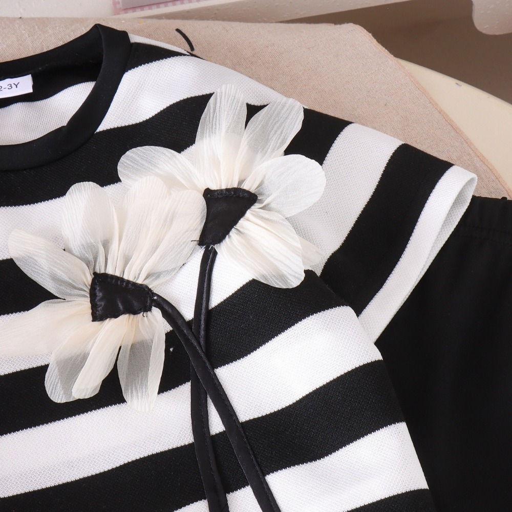 New Arrival Children Monochrom - Monochrome Suit Set のレビューと価格