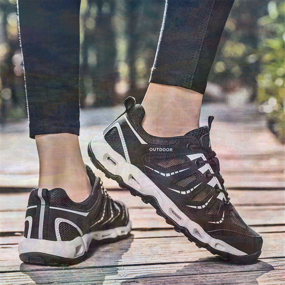Sumer Round Tip Silver Sneaker - Women Formal Wear Shop のレビューと価格