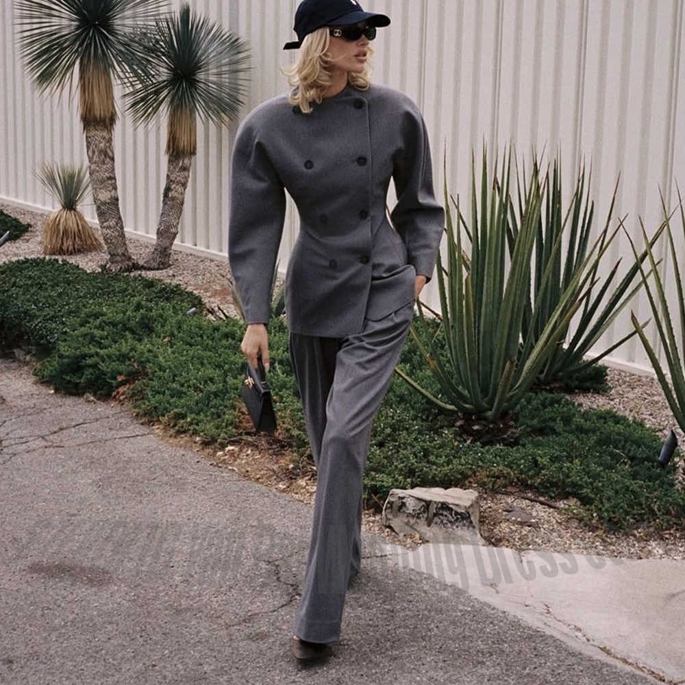 Classic Grey Women's Suit Set  - Women Formal Wear Outfits のレビューと価格