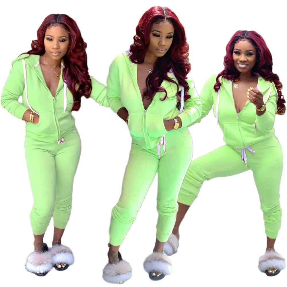Monochrome Fleece Sports Suit  - Monochrome Suit Set のレビューと価格