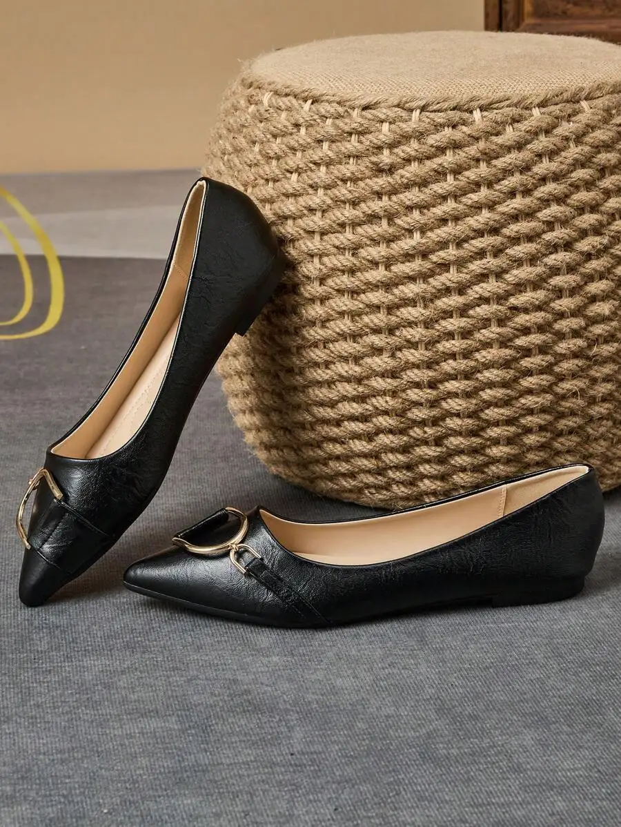 Elegant Women’s Black Pointed  - Women Formal Wear Shoes のレビューと価格